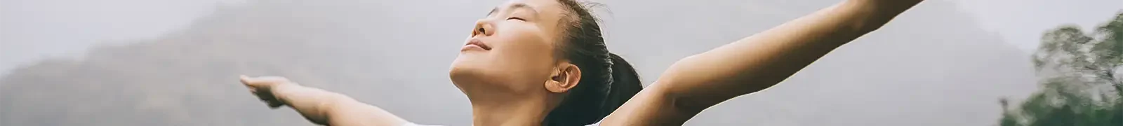 breathing-fresh-air-in-spring-forest-2022-02-04-19-44-42-utc Kopie